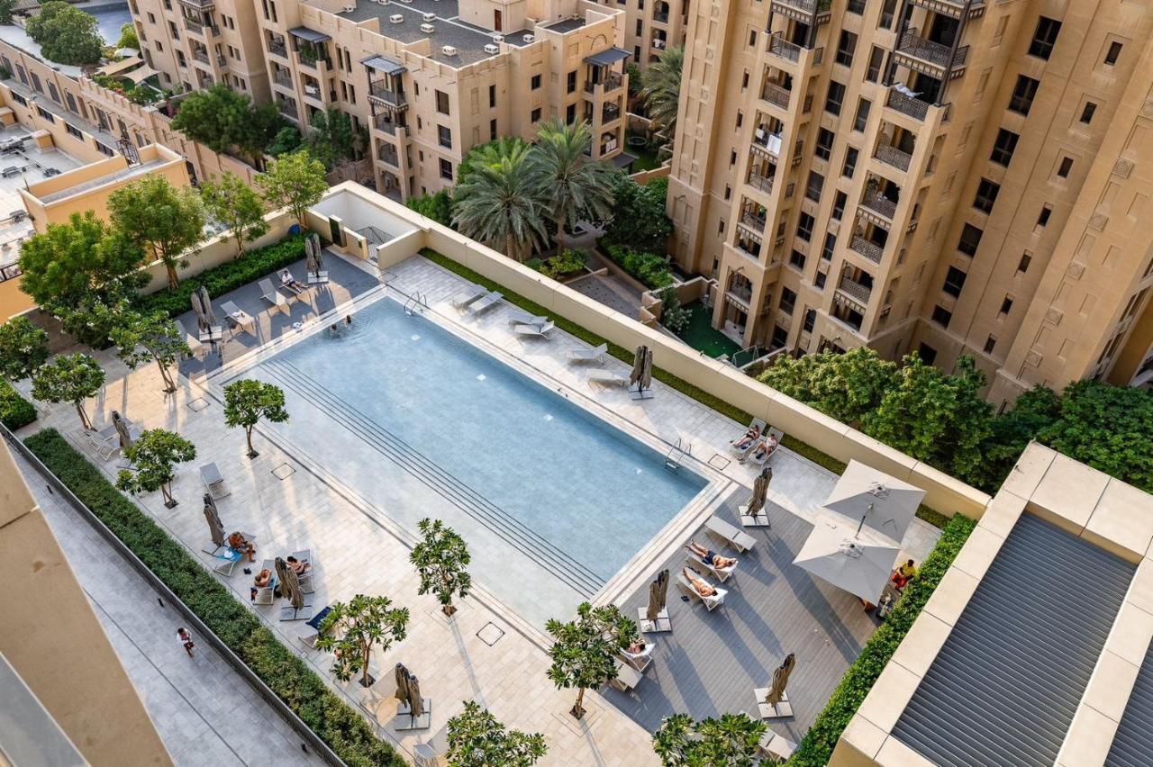 Downtown, Dubai Burj Royale 2 Bdr Apartment Full Burj - Khalifa View Ngoại thất bức ảnh